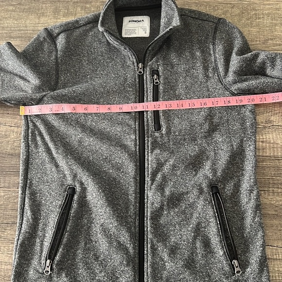 Sonoma Zip Up - Size Small - Picture 6 of 6